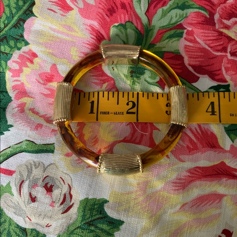 GLAMOROUS Lilly Pulitzer Designer Gold Tone Bangle - Picture 4 of 4